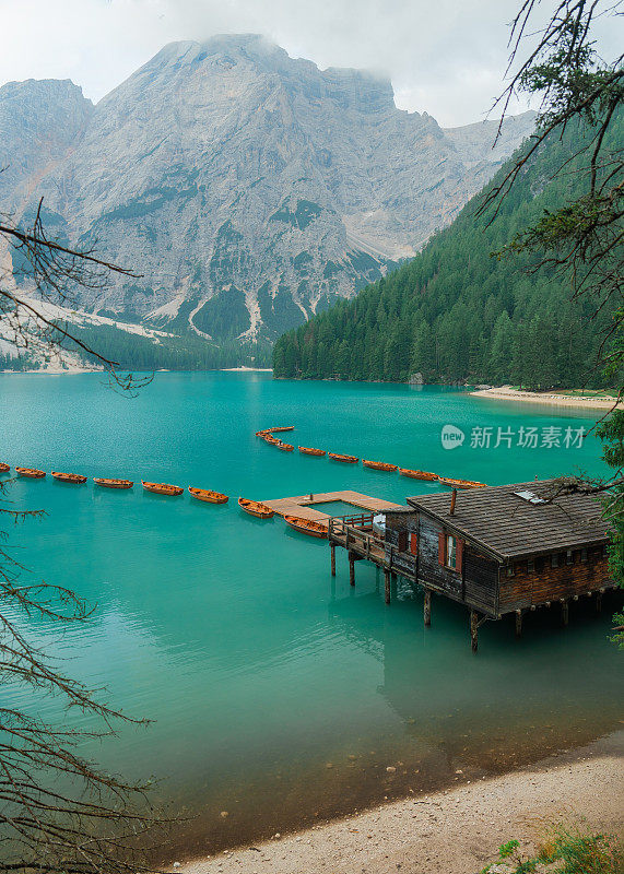 白云石风景区的Lago di Braies湖